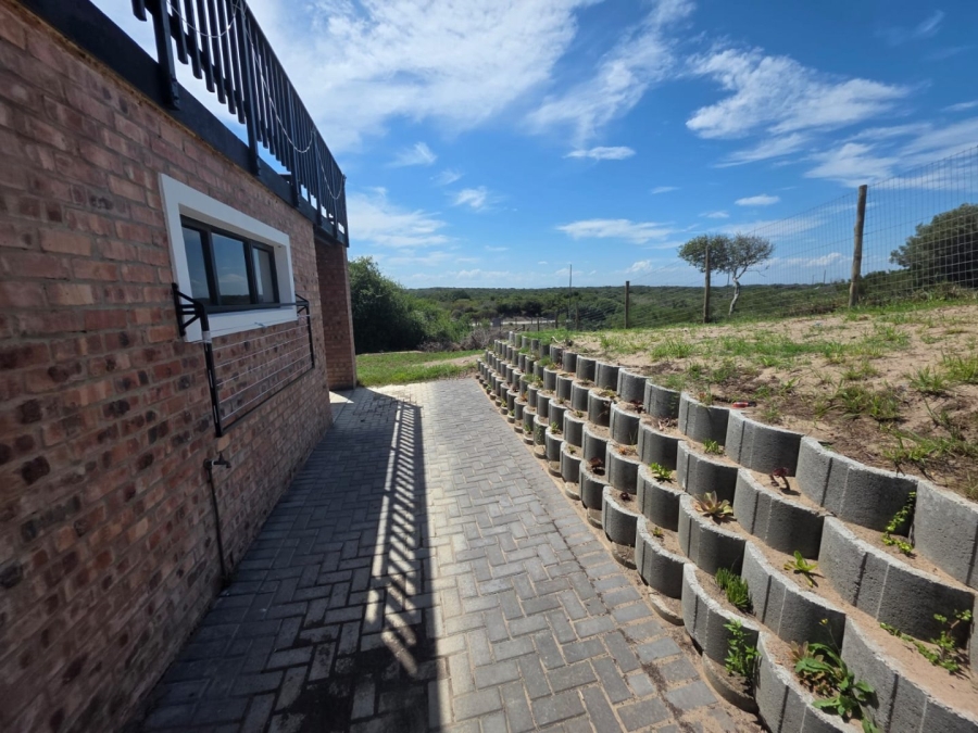 3 Bedroom Property for Sale in Paradise Beach Eastern Cape